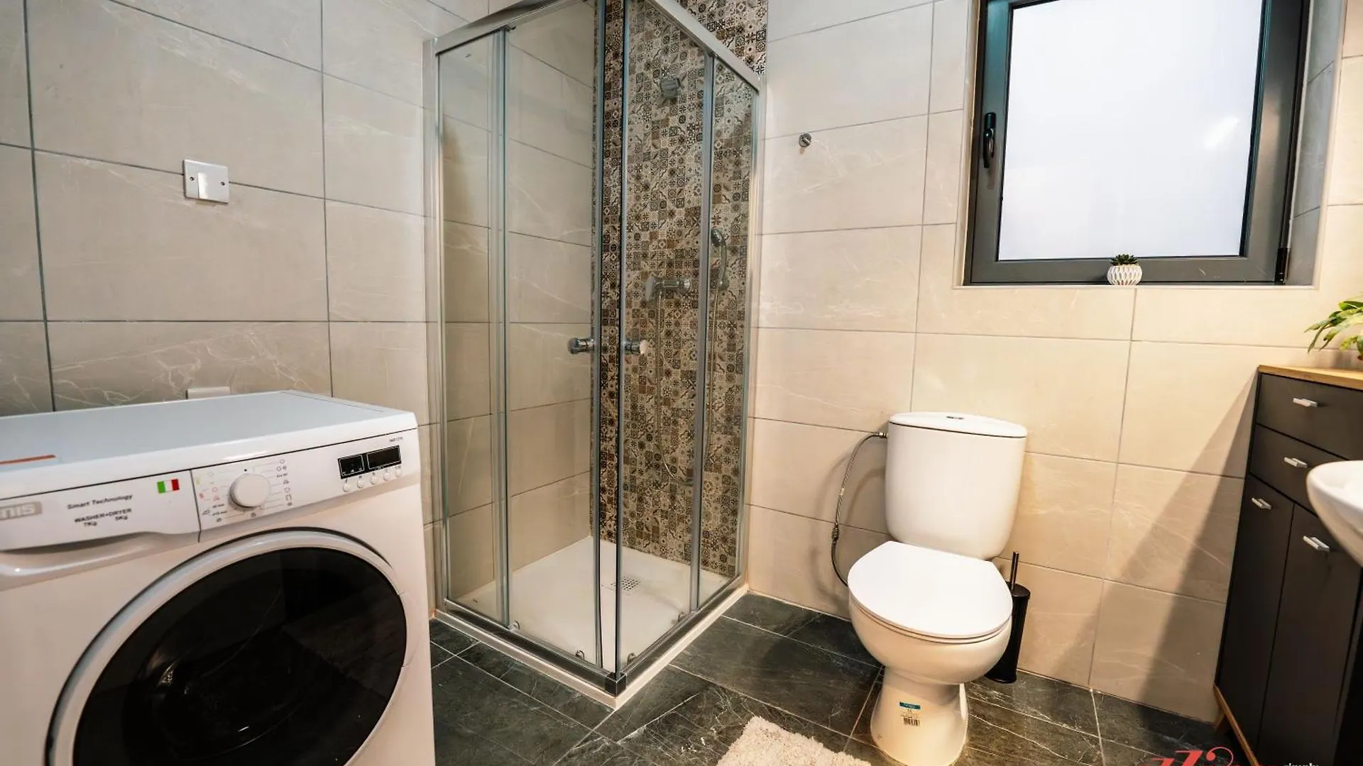 A Stylish Duplex Guests Love Pieta Apartment